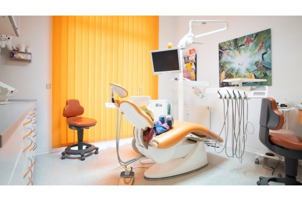 Behandlungsstuhl in der Praxis "Behandlungsstuhl in der Praxis"